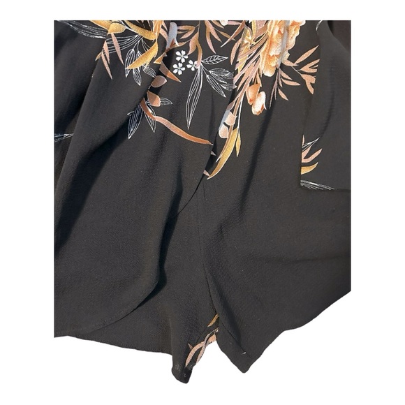 Molly Bracken Black Romper Medium - Picture 3 of 4